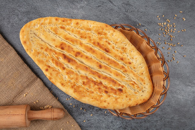 Garlic naan