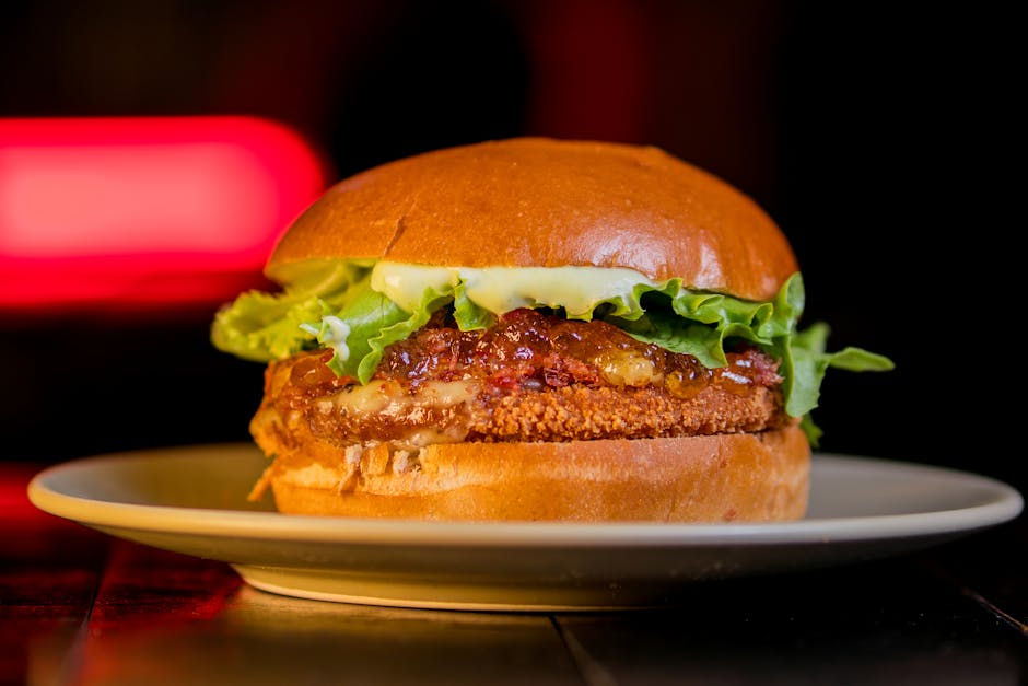 Crispy chicken burger